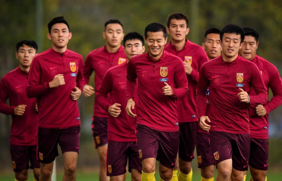 好消息！多名国足王牌扎堆亮相西甲，两人将被塞尔塔和赫罗纳签走